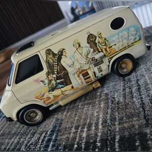 Star Wars Themed Collectible Van - Cream and Black